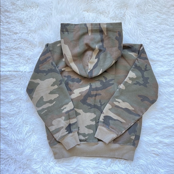 TNA hoodie - Picture 2 of 4